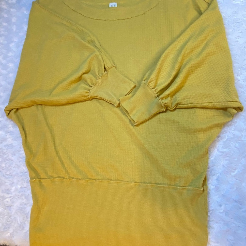 We The Free Tunic Top Size L Mustard Raw Seams Light Weight Oversized Sleeves - Picture 8 of 9